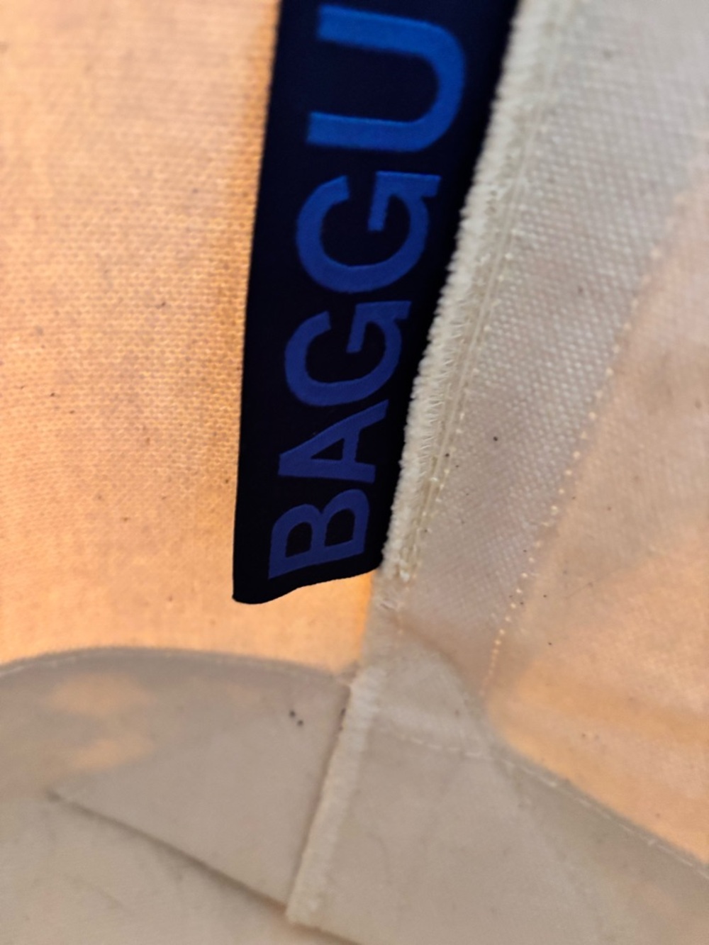 BAGGU Limited Edition Canvas Tote Bag with Daisy Trim - Picture 3 of 4